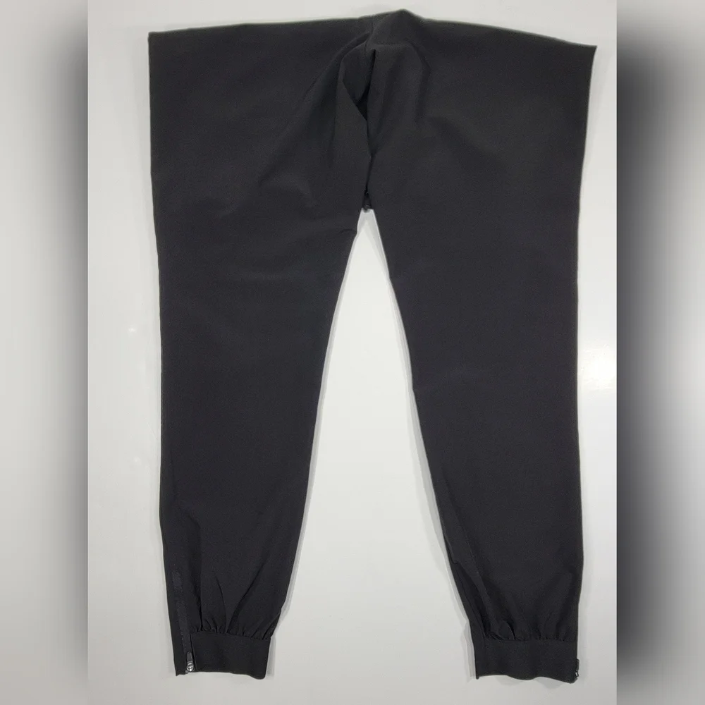 Men's Black Chinos - Classic Slim Fit